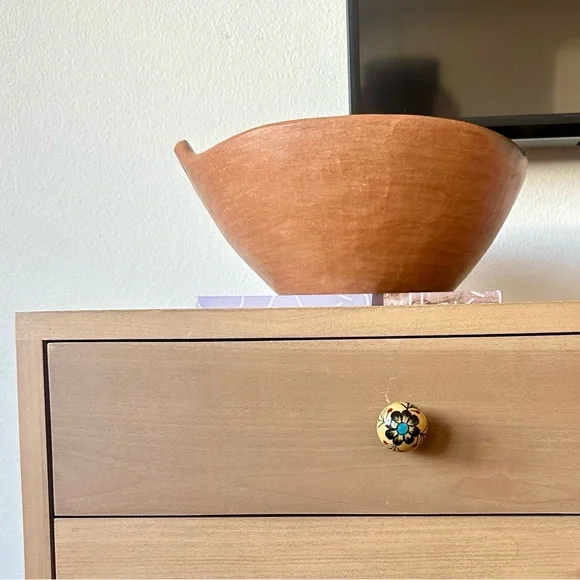 Pier 1 Knobs Porcelain Cabinet Drawer Knobs - Picture 2 of 15